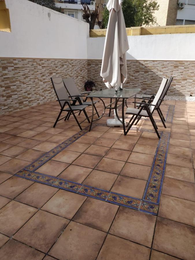 Nervión Piso Con Patio * Sevilha